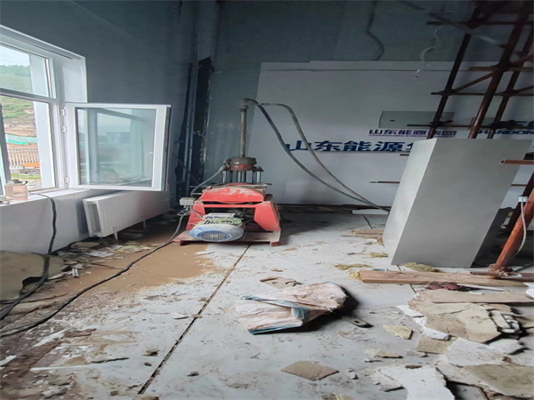 宁强地基基础下沉墙体裂缝加固注浆顶升施工