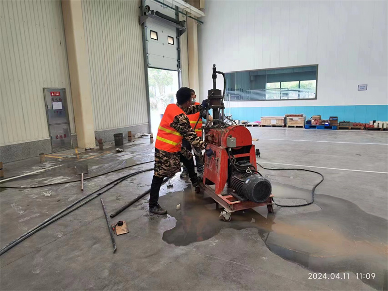 宁强厂房地面下沉塌陷注浆加固施工